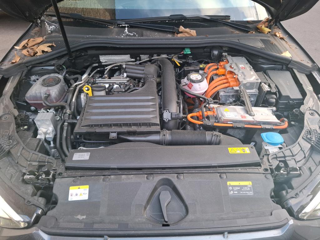 AUDI AUDI A3/S3 A3 SPORTBACK 40 TFSIe 204 S tronic 6 Line 2023