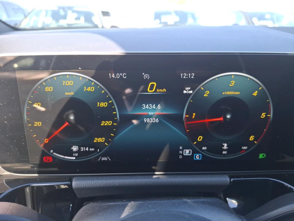 MERCEDES MERCEDES GLA II 200 d 8G-DCT AMG Line 2022