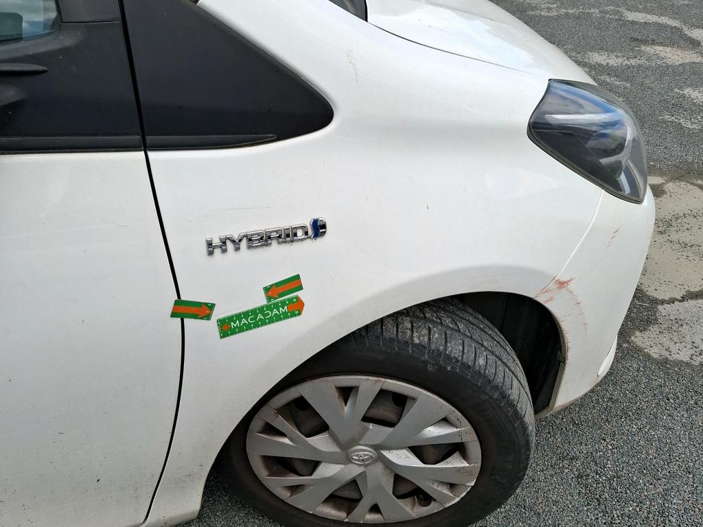 TOYOTA  2019