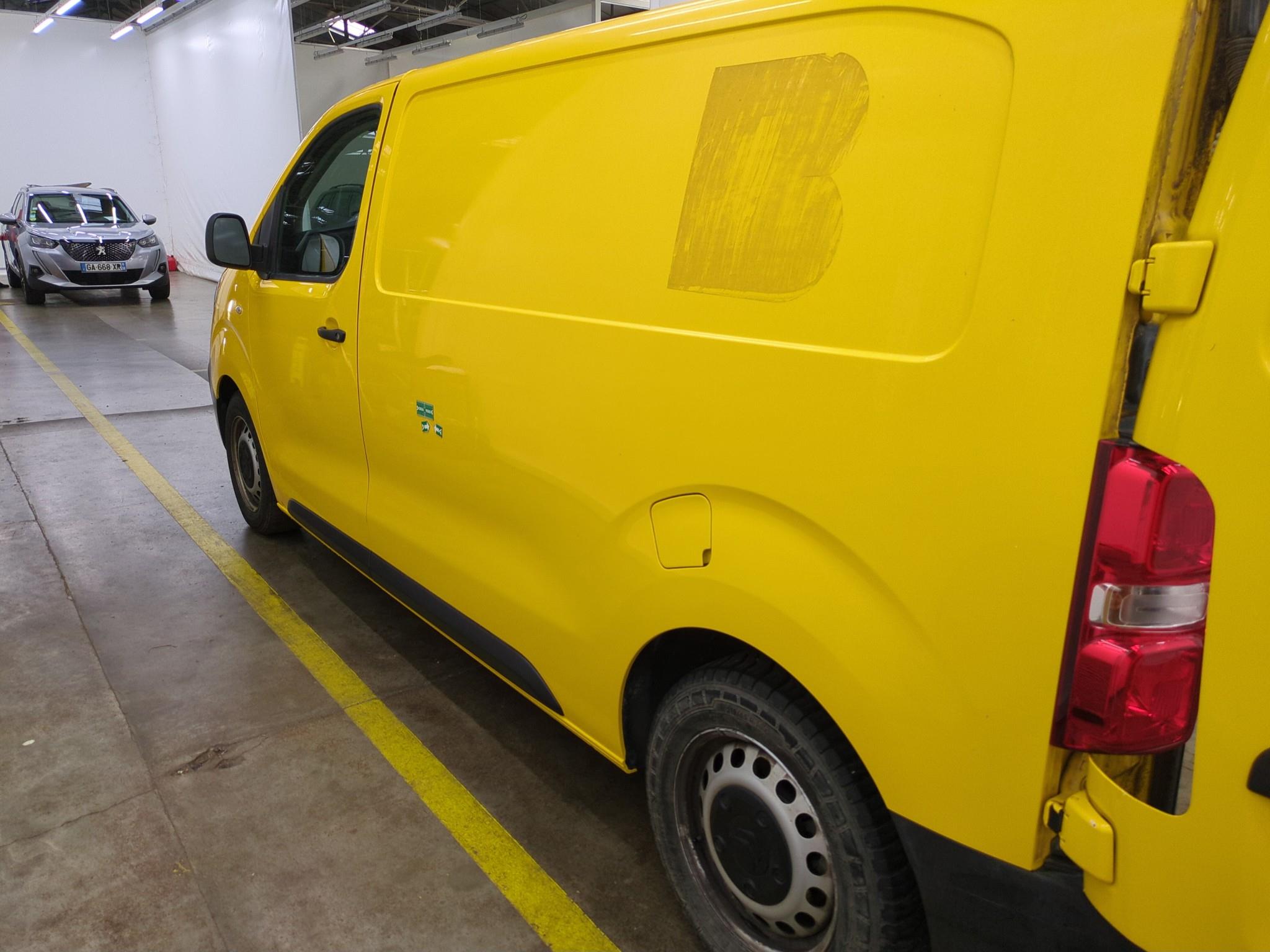 CITROEN JUMPY FOURGON FGN M BLUEHDI 120 S&S BVM6 DRIVER 300 NM 2020