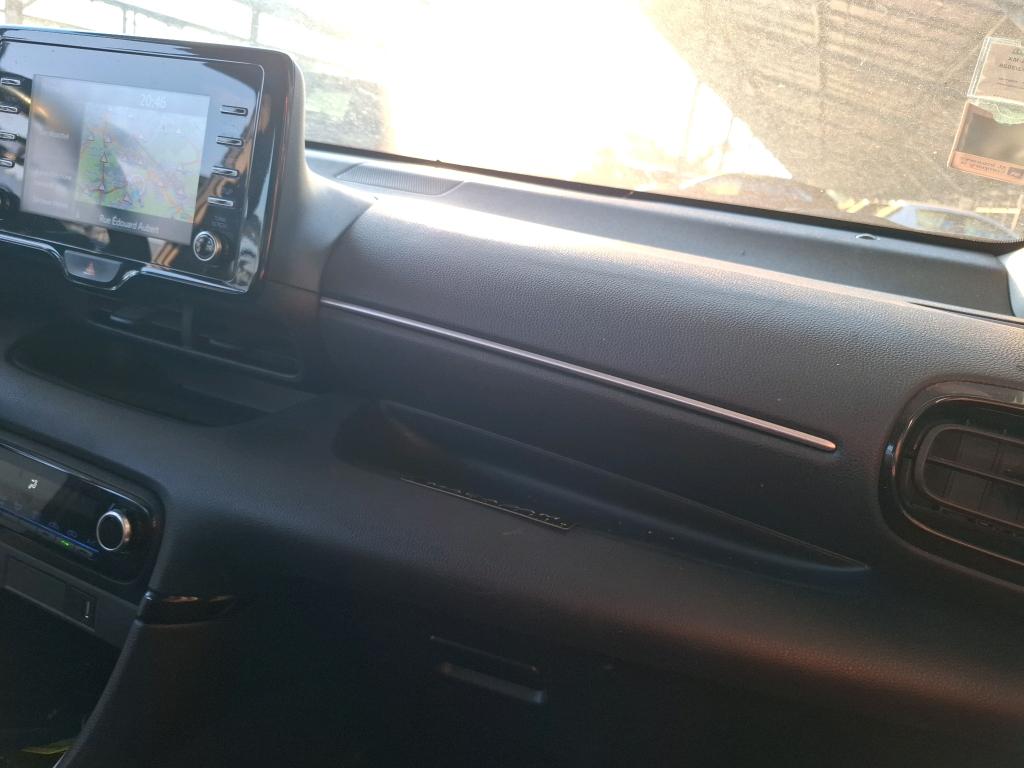 TOYOTA  2022