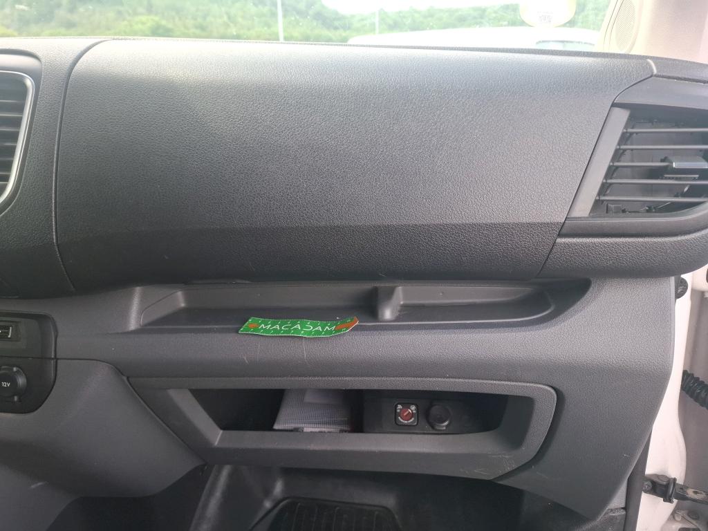 TOYOTA  2022