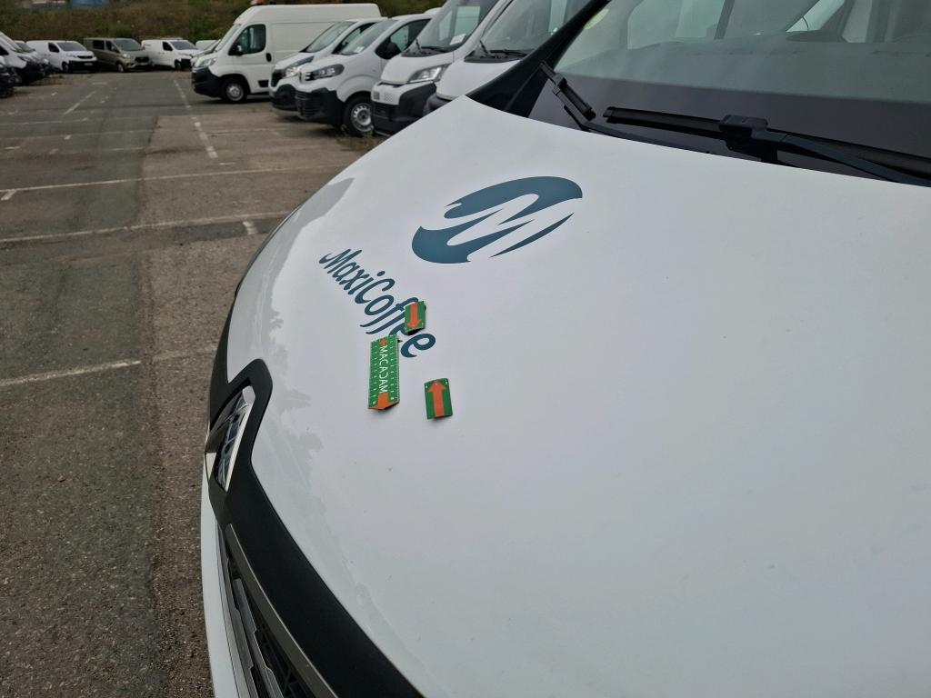 RENAULT RENAULT TRAFIC FOURGON FGN L2H1 1300 KG DCI 145 ENERGY GRAND CONFORT 2021