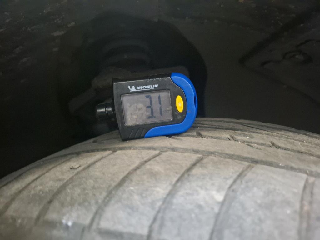 MERCEDES MERCEDES CLASSE GLC 300 e 9G-Tronic 4Matic AMG Line 2022