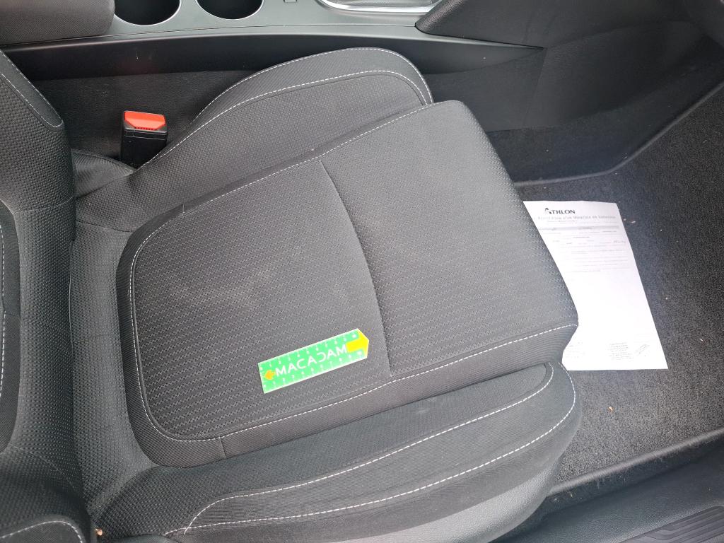 RENAULT RENAULT MEGANE SOCIETE IV BLUE DCI 115 - 21N AIR NAV 2P 2022