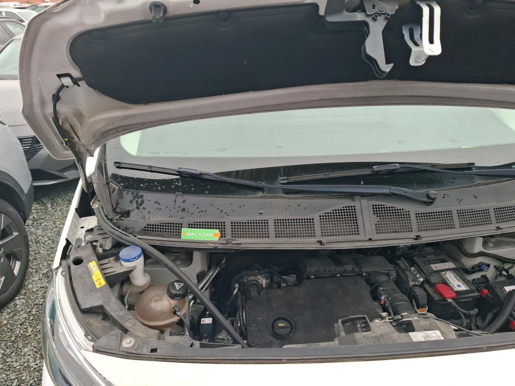 TOYOTA  2022