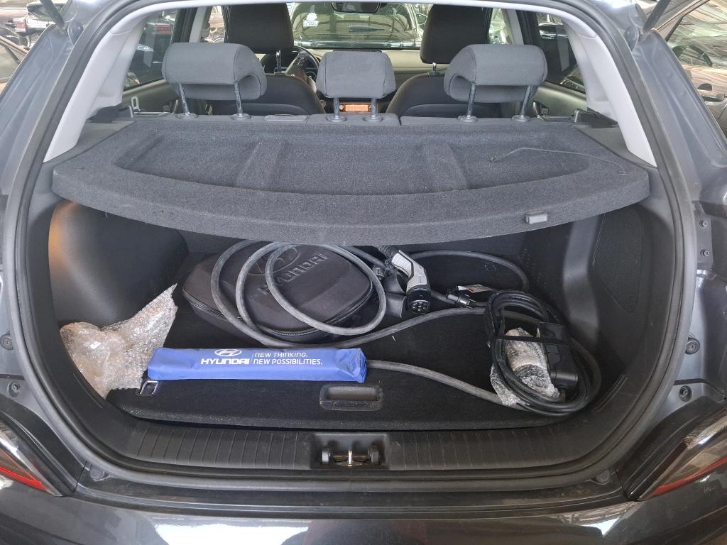 HYUNDAI  2023