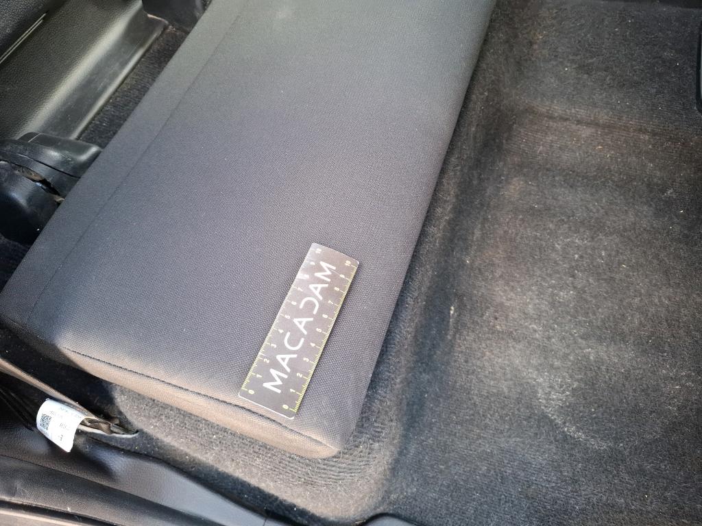 ISUZU  2022