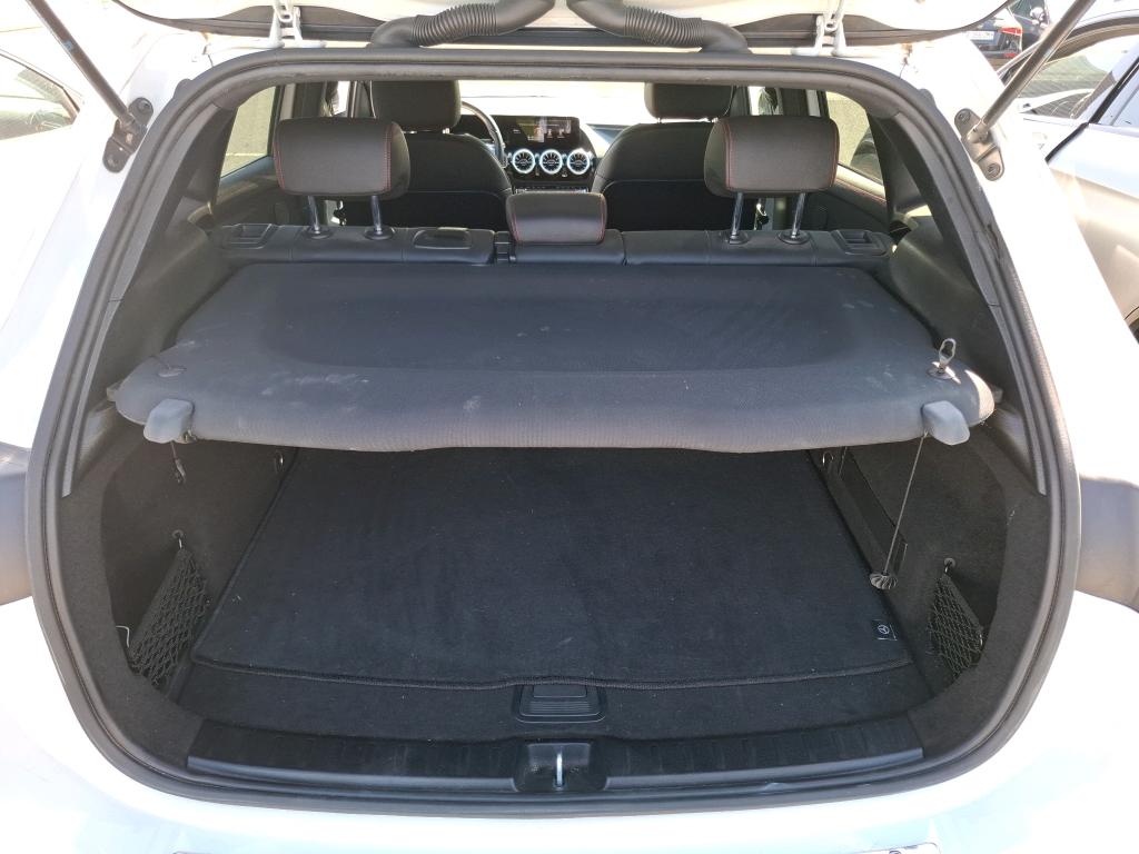 MERCEDES MERCEDES GLA II 220 d 8G-DCT 4Matic AMG Line 2022