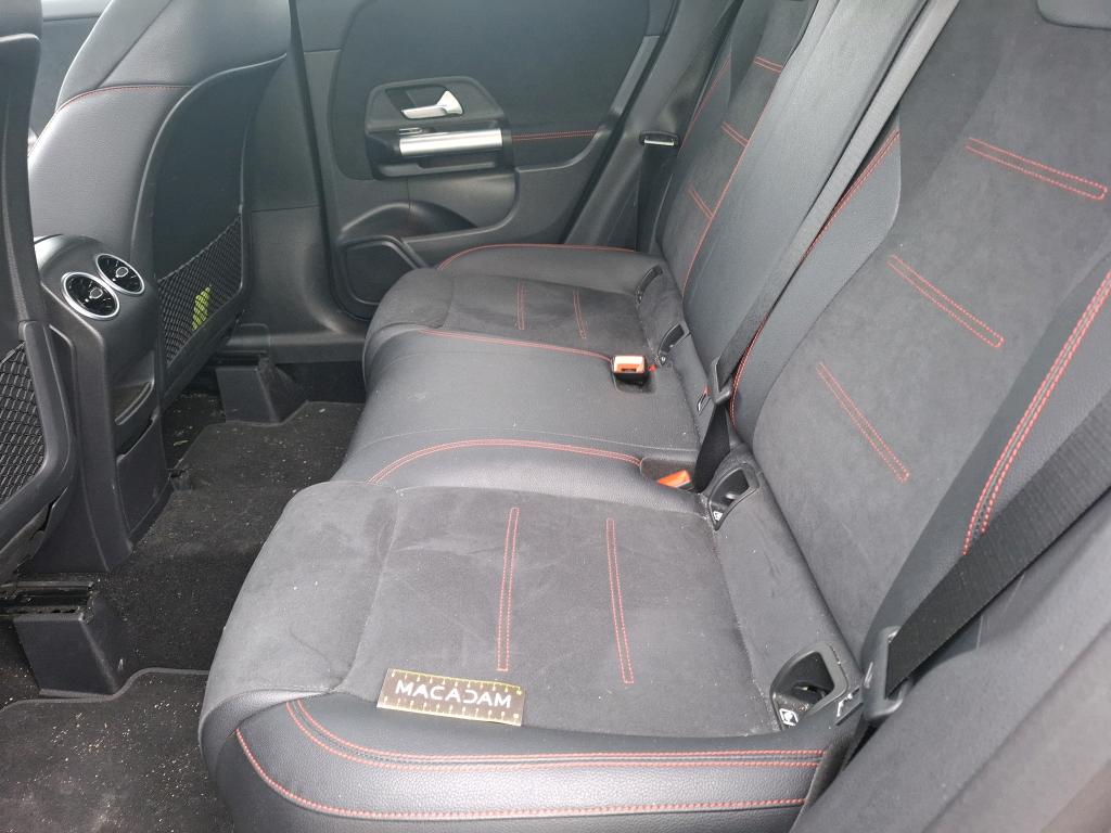 MERCEDES MERCEDES GLA II 200 d 8G-DCT AMG Line 2023