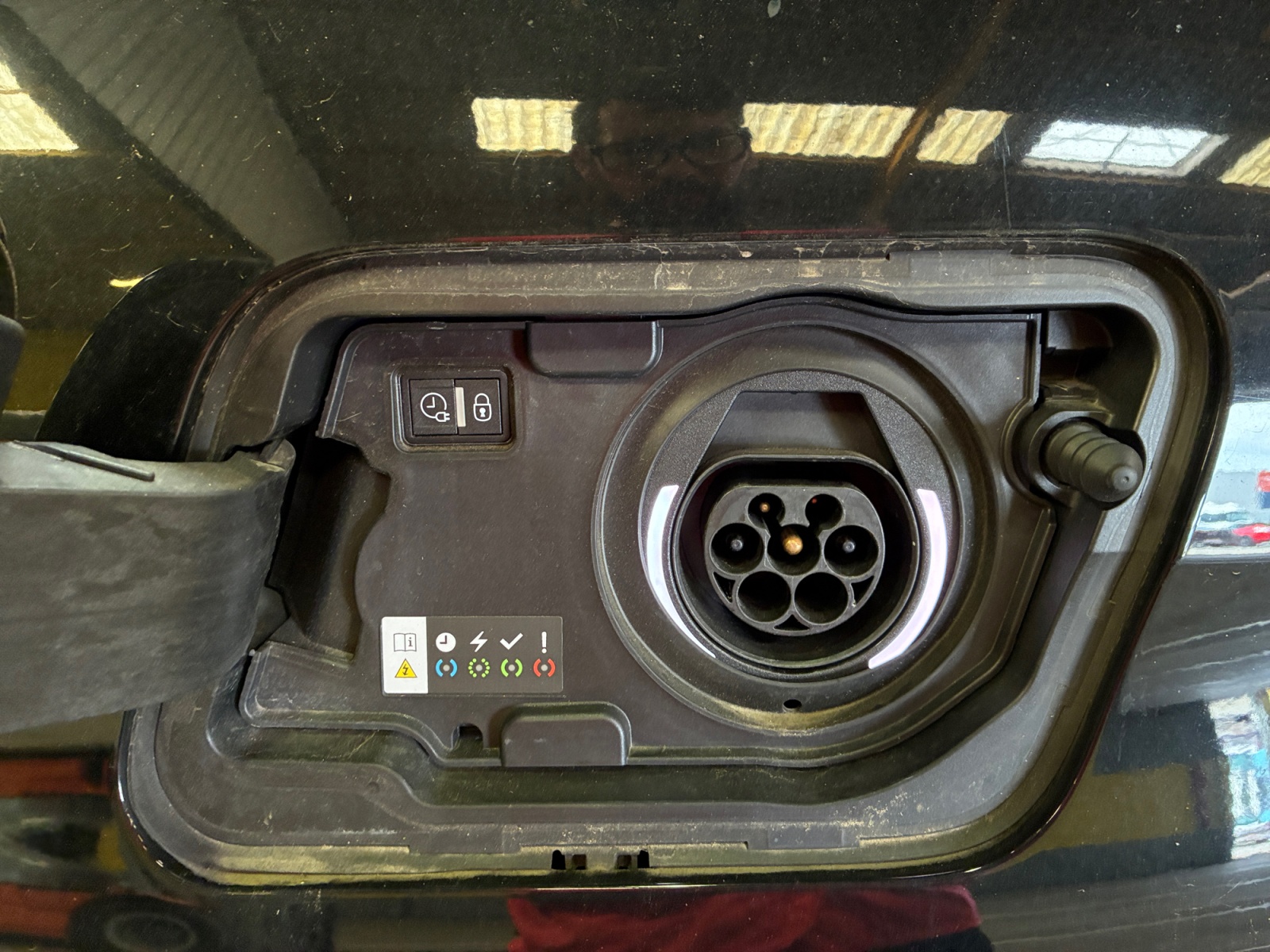 PEUGEOT 3008 3008 Hybrid 225 e-EAT8 Allure Pack 2021