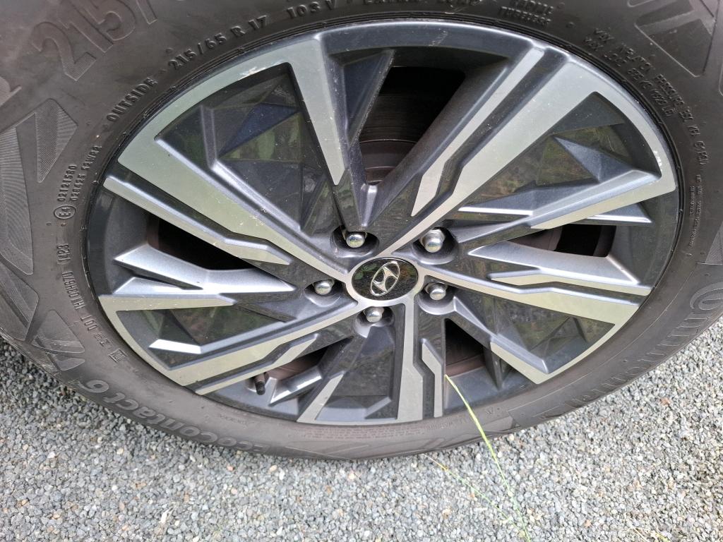 HYUNDAI  2023