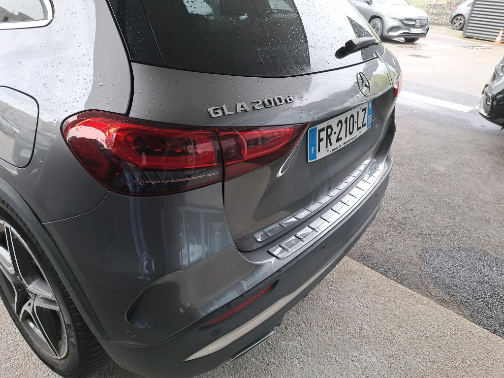 MERCEDES MERCEDES GLA II 200 d 8G-DCT AMG Line 2020