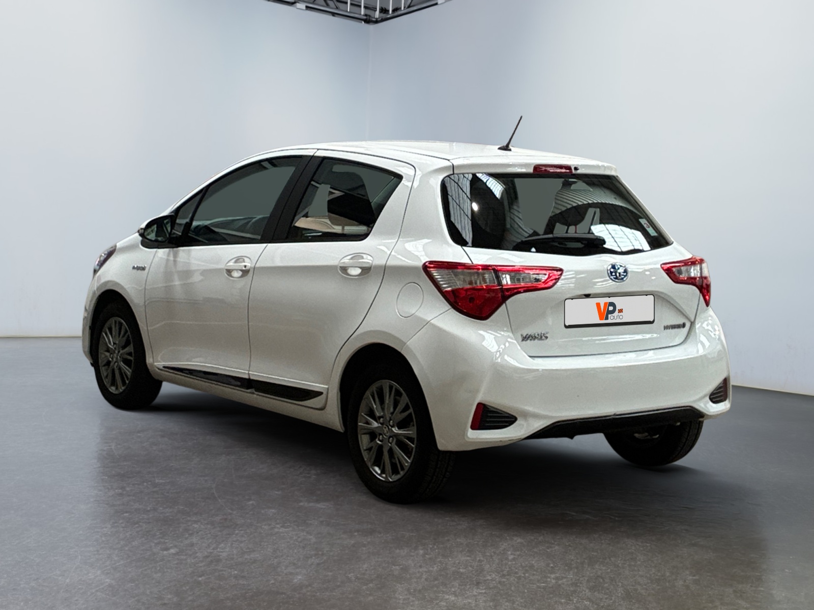 TOYOTA Yaris Hybride 100h Dynamic 2019