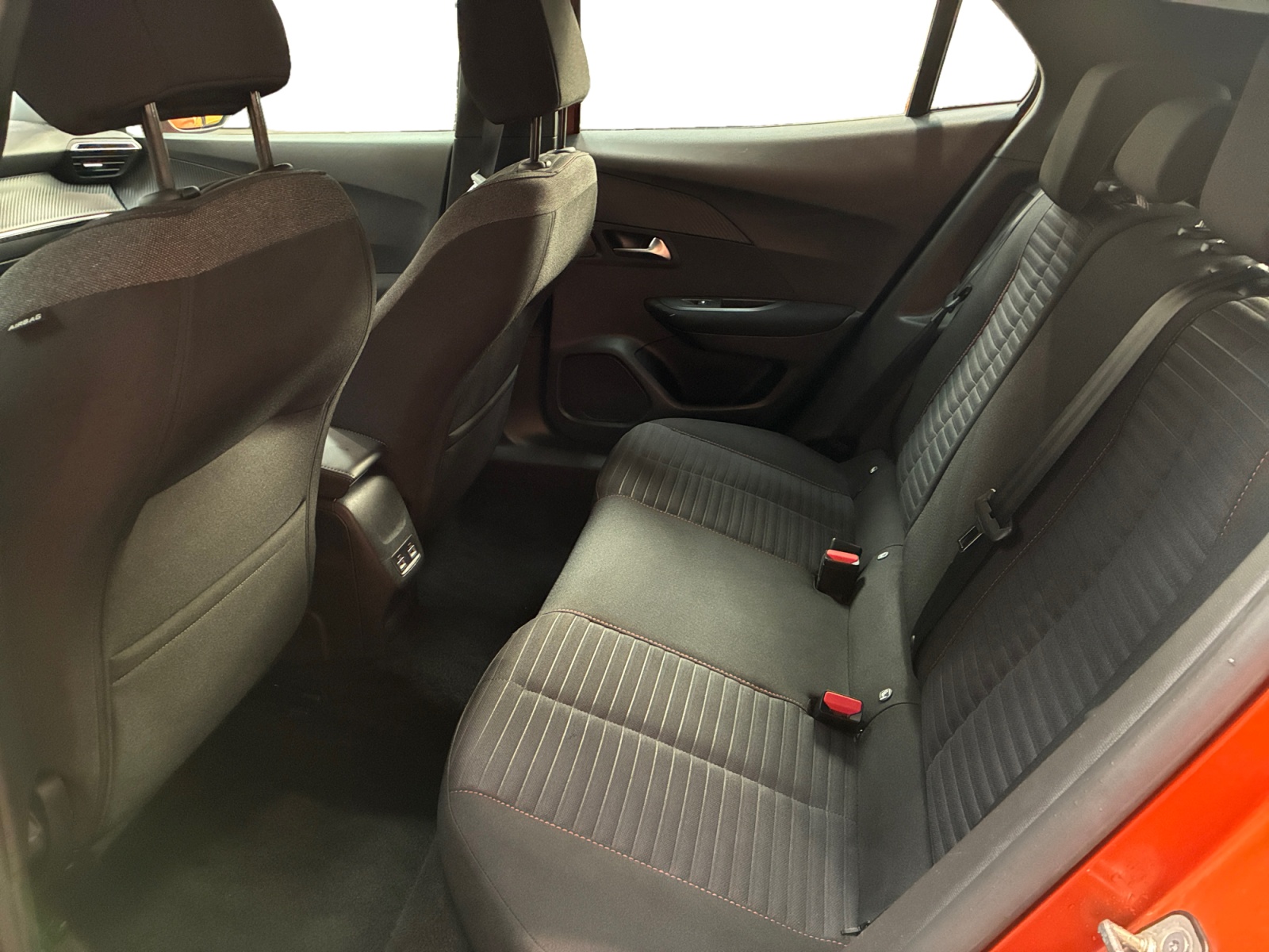 PEUGEOT 2008 Electrique 136 ch 2021