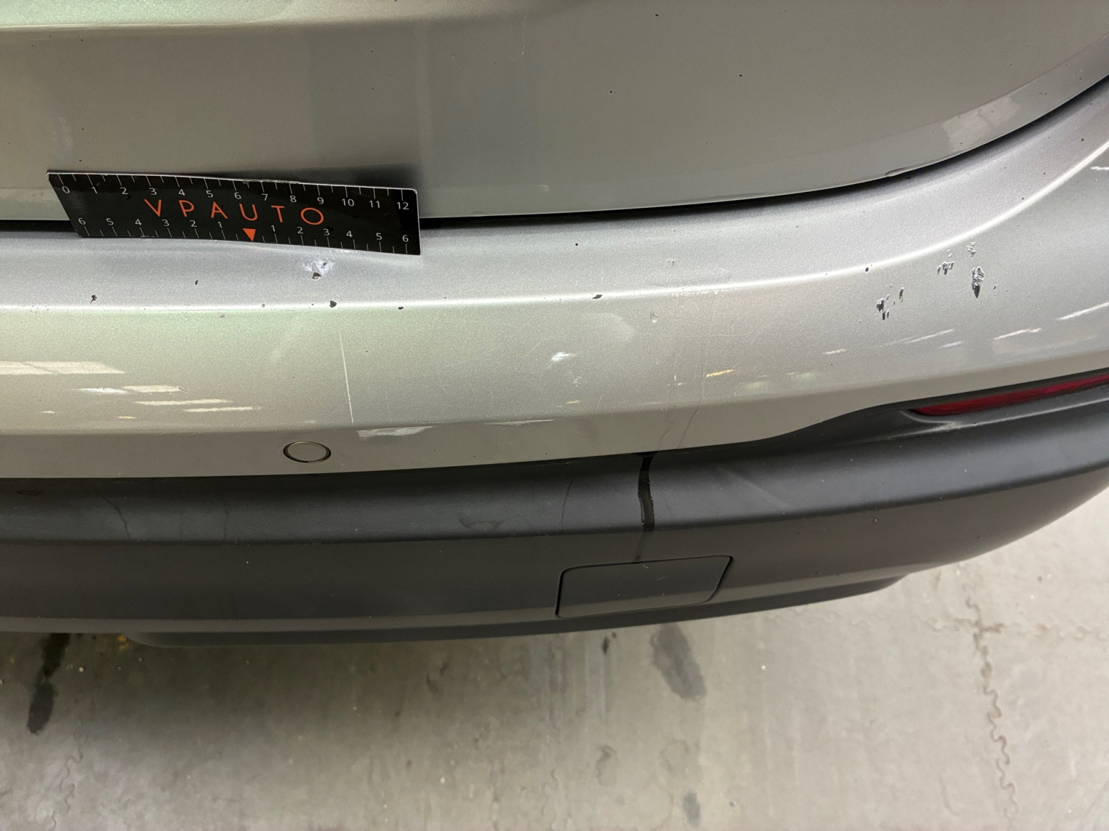 NISSAN  2019
