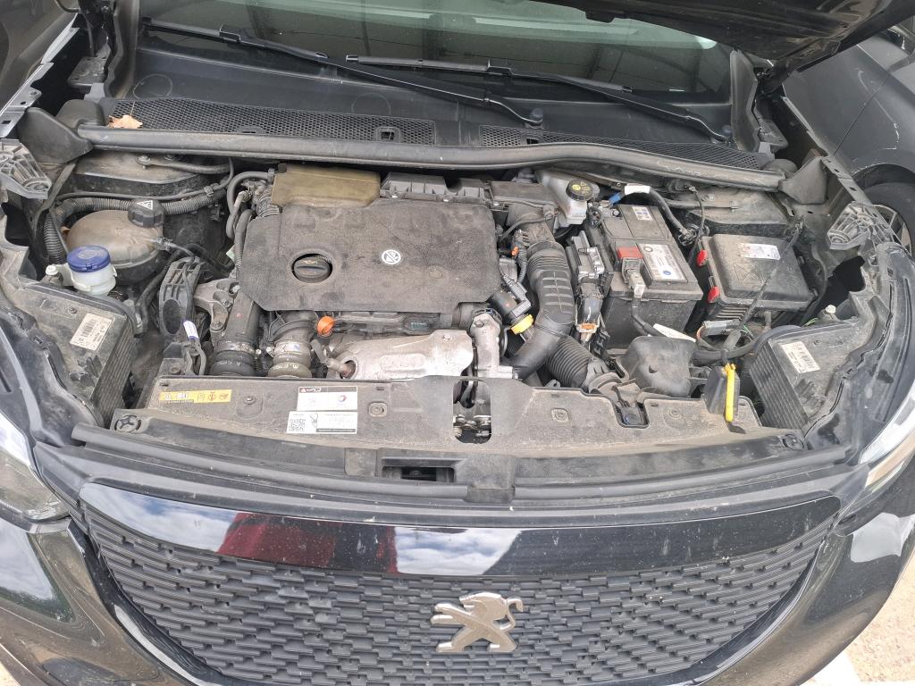 PEUGEOT PEUGEOT 2008 BlueHDi 110 S&S BVM6 Active Pack 2022