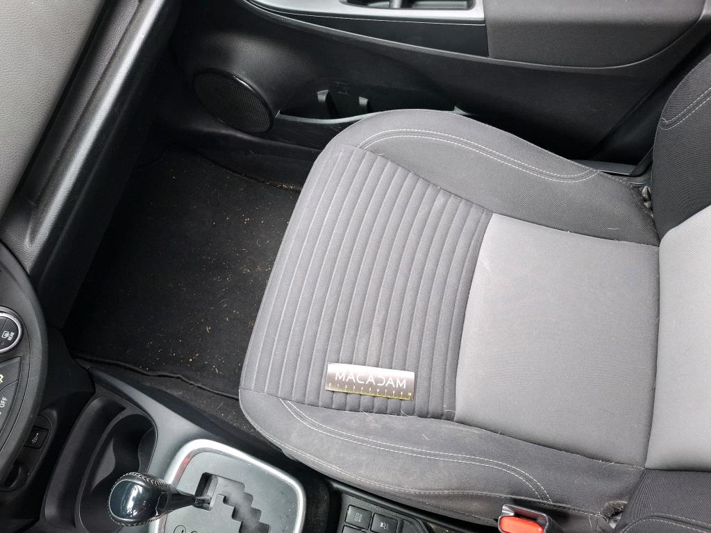 TOYOTA  2019