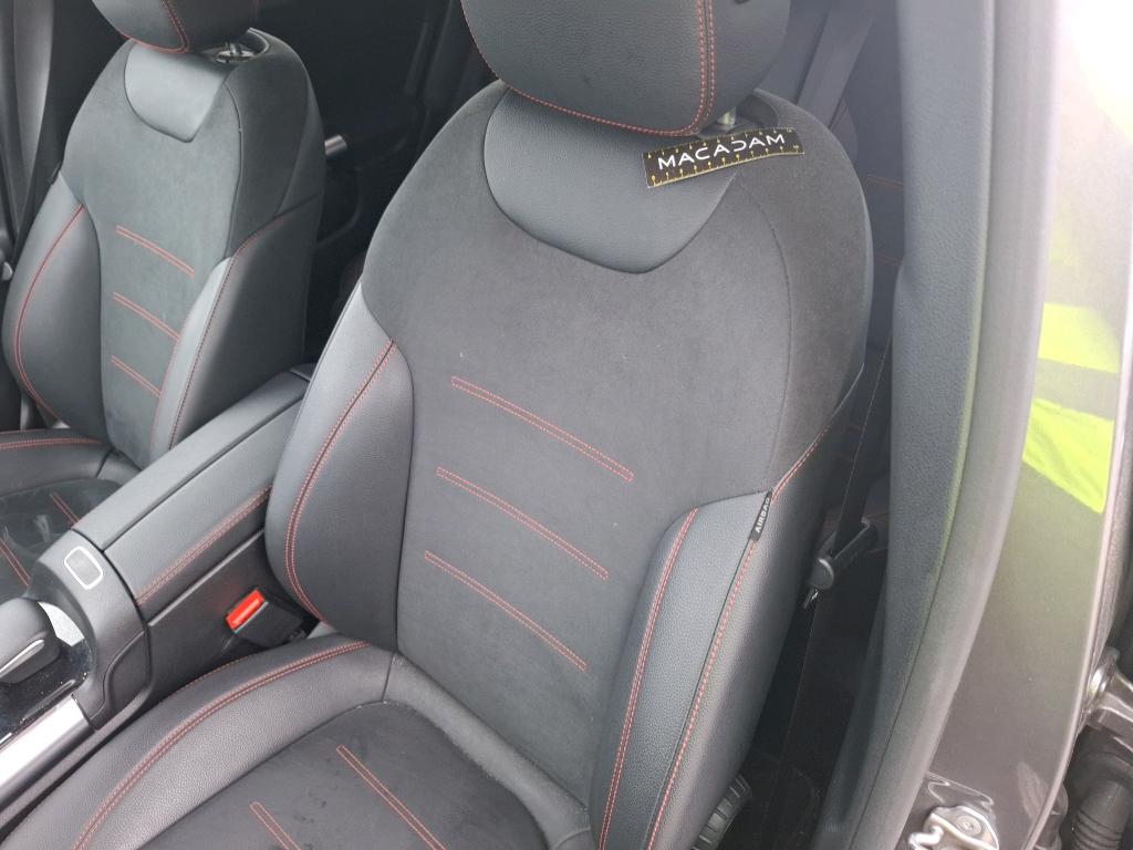 MERCEDES MERCEDES GLA II 200 d 8G-DCT AMG Line 2023