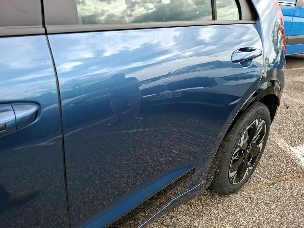 KIA  2023
