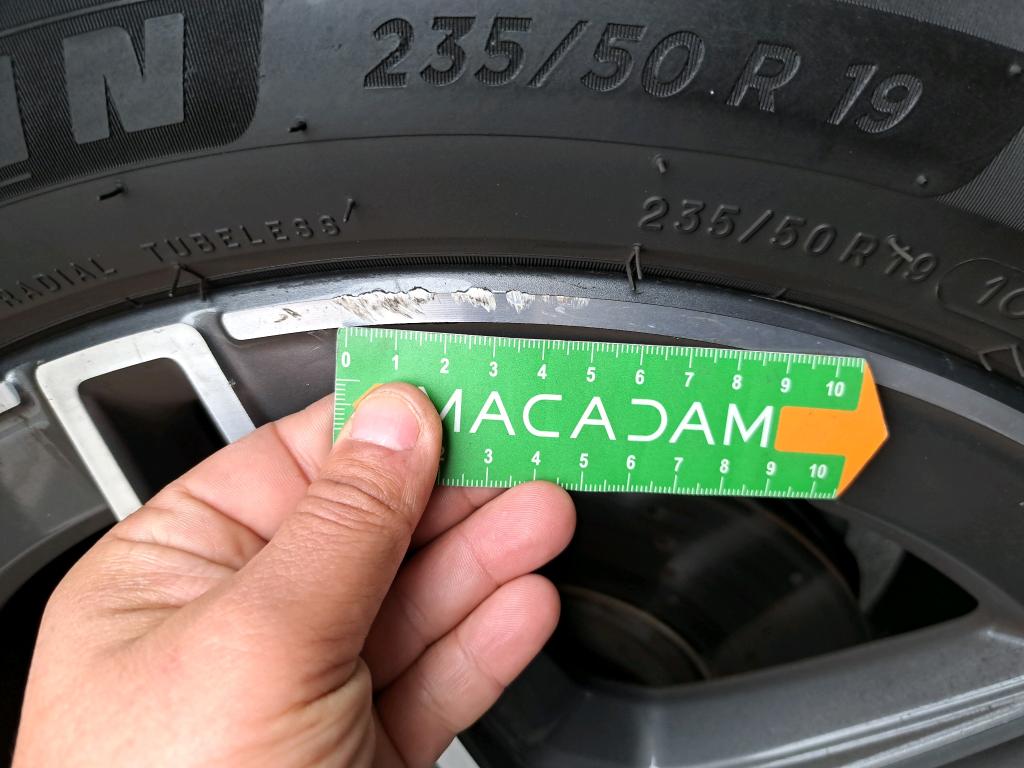 MERCEDES MERCEDES GLA II 200 d 8G-DCT AMG Line 2020