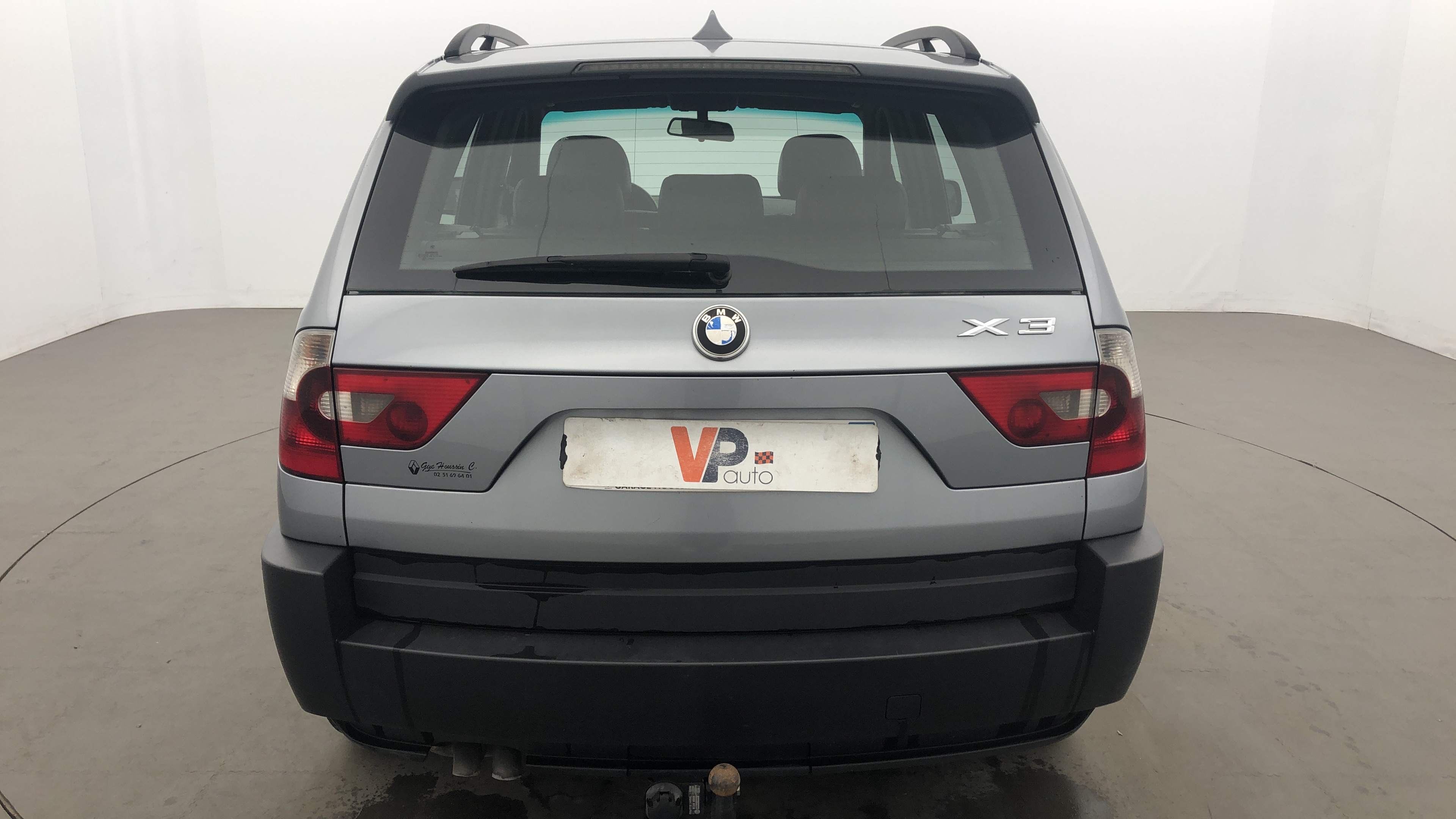 BMW  2005