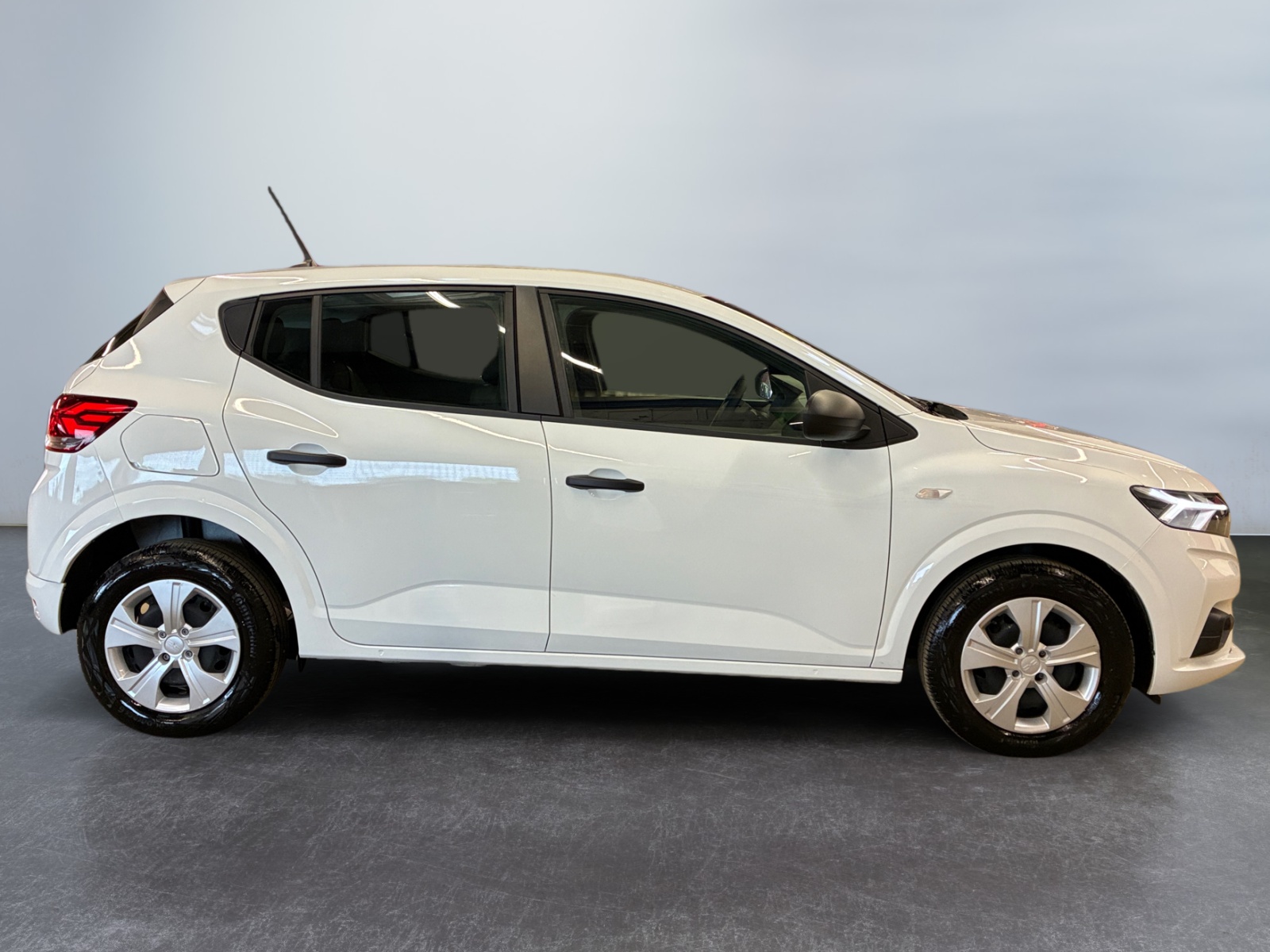 DACIA Sandero SCe 65 Essential 2024