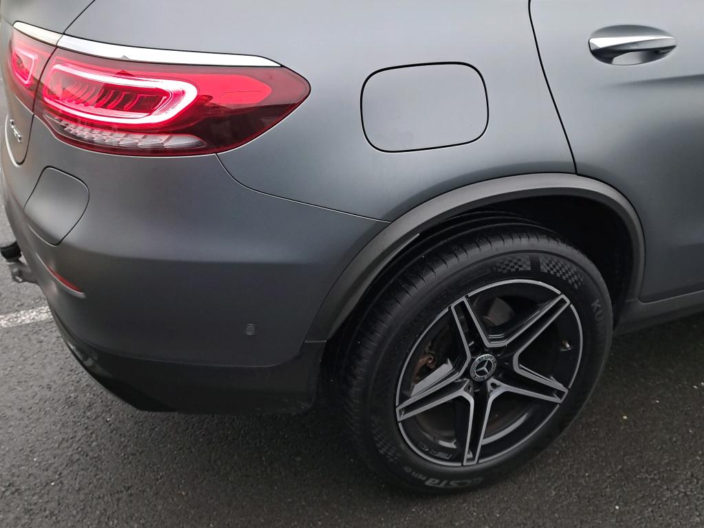 MERCEDES MERCEDES CLASSE GLC COUPE Coupé 300 de 9G-Tronic 4Matic AMG Line 2021