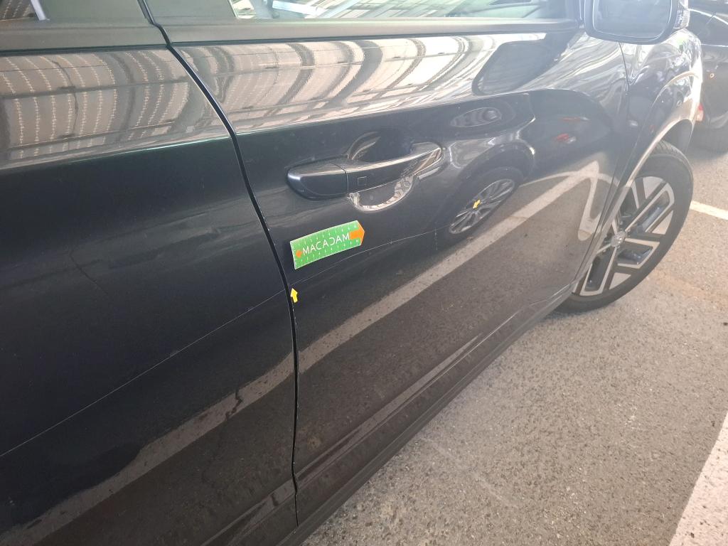 HYUNDAI  2023