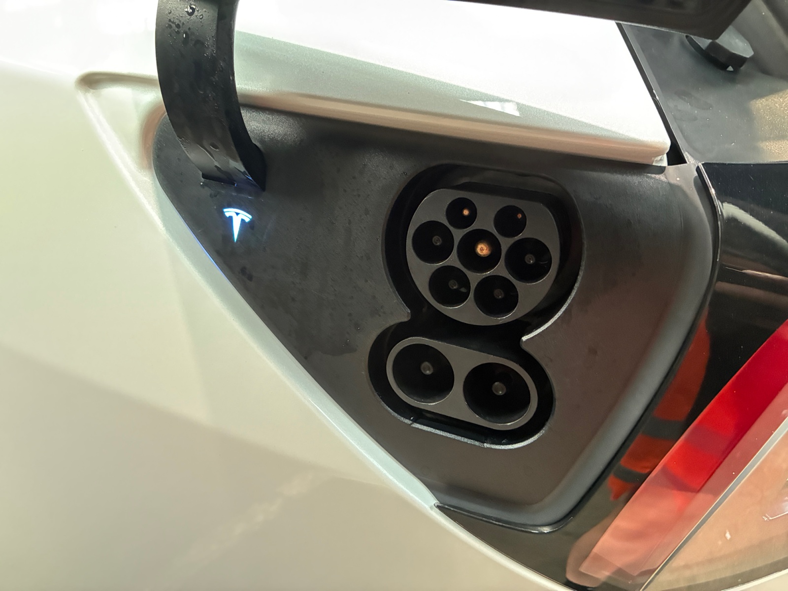 TESLA MODEL 3 Standard Range Plus RWD 2021
