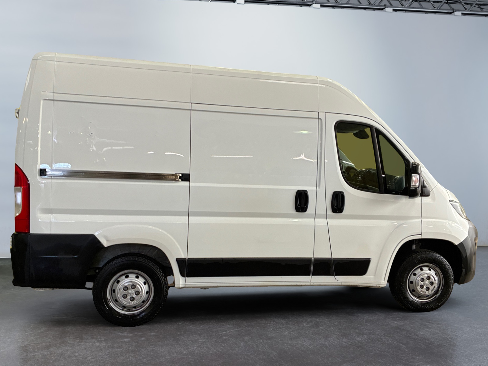 PEUGEOT BOXER FG 2.2BLUEHDI140 ASPHALT 2021