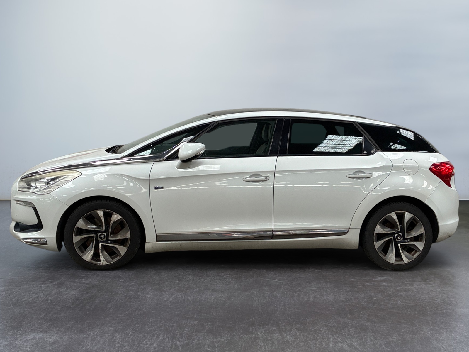 CITROEN DS5 Hybrid4 Sport Chic BMP6 2013