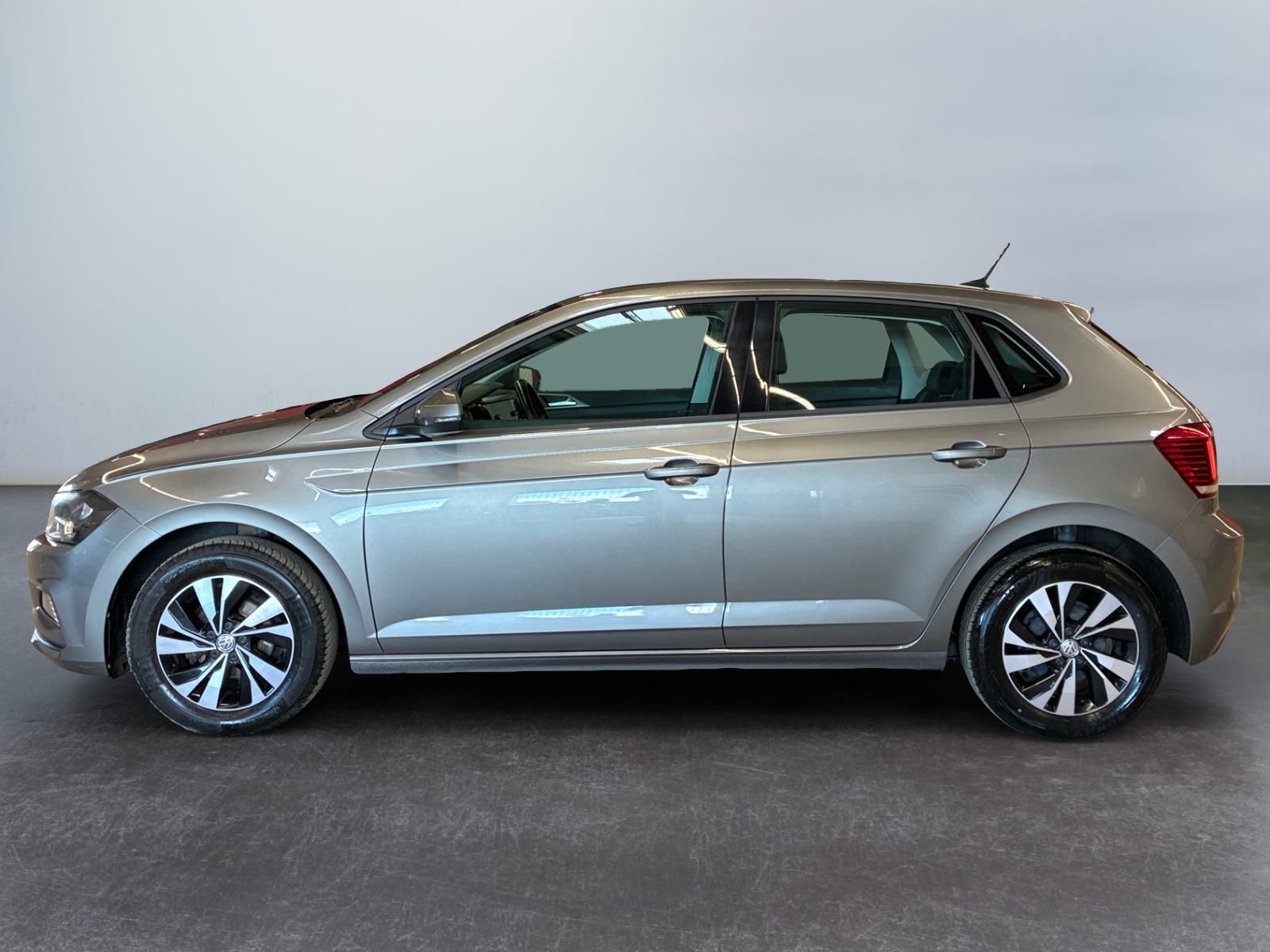 VOLKSWAGEN POLO 1.0 Tsi 95 S&s Bvm5 Confortline 2018