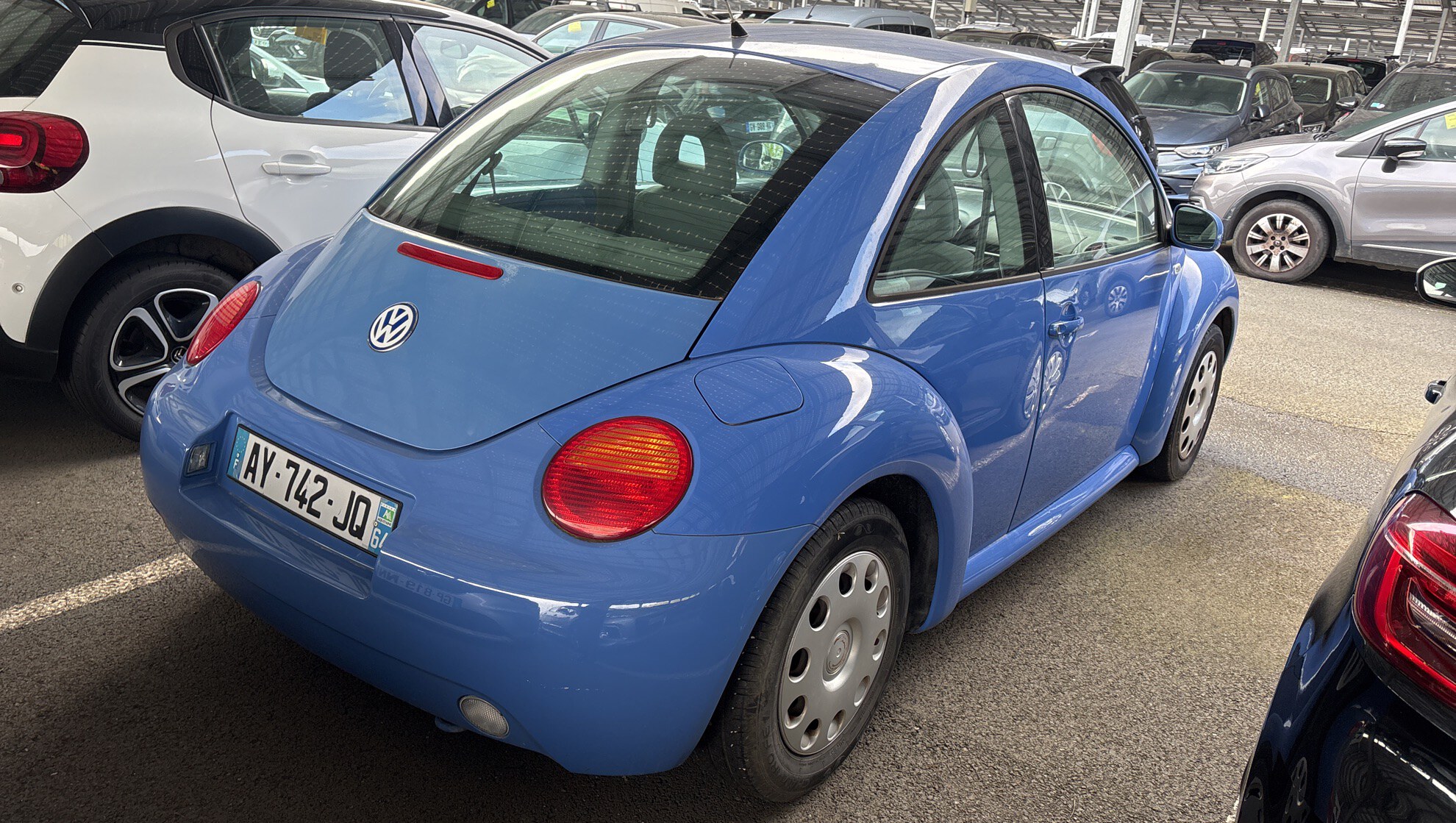 VOLKSWAGEN  2002