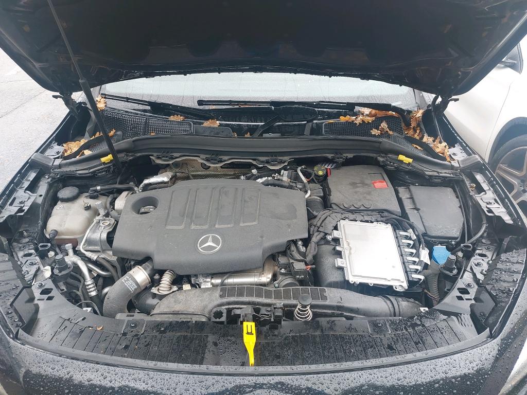 MERCEDES MERCEDES GLA II 200 d 8G-DCT AMG Line 2022