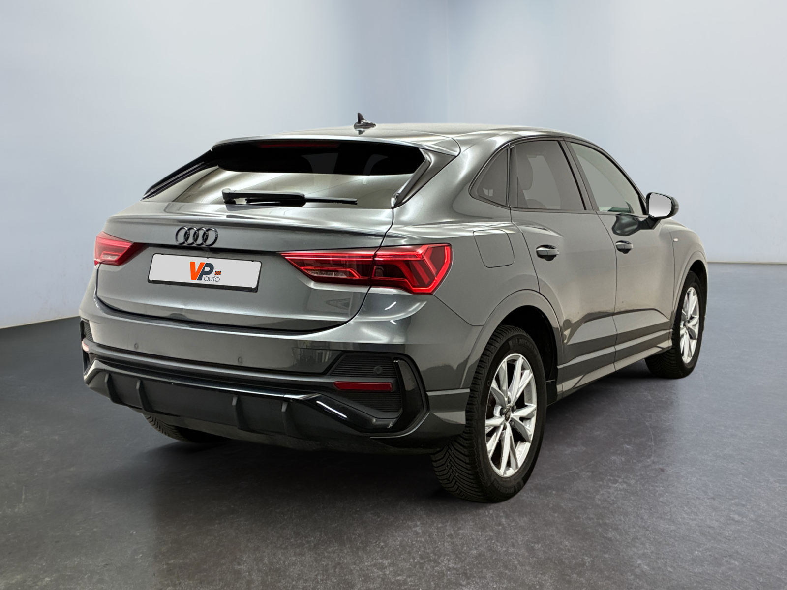 AUDI Q3 35 TDI 150 ch S tronic 7 S line 2023