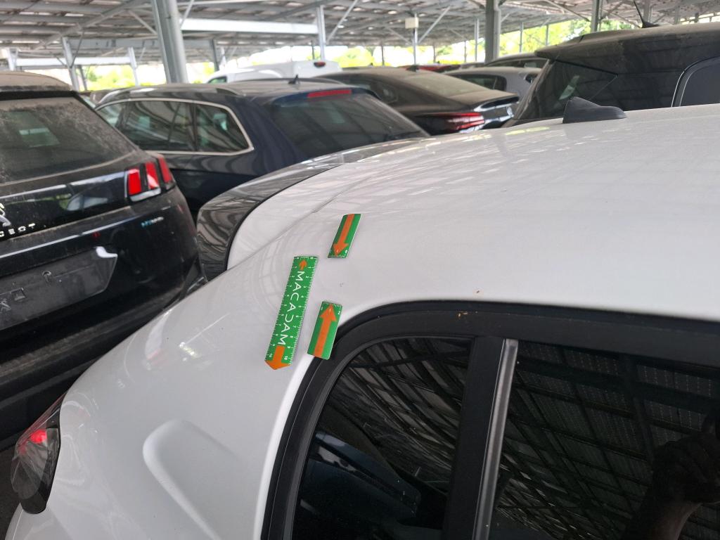 PEUGEOT PEUGEOT 208 BUSINESS BlueHDi 100 S&S BVM6 Allure 2021