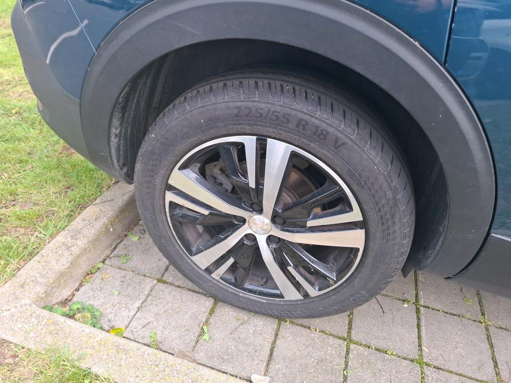 PEUGEOT PEUGEOT 5008 BlueHDi 130ch S&S EAT8 GT 2021