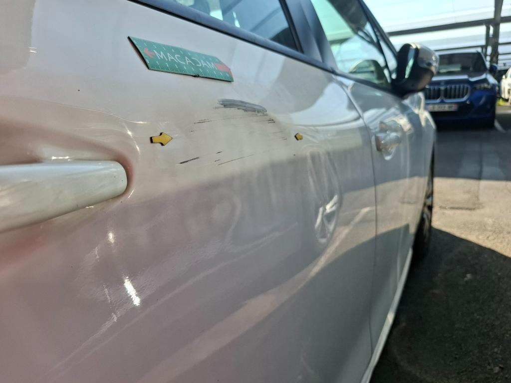 PEUGEOT 208 AFFAIRE PURETECH 82 S&S BVM5 PREMIUM PACK 2019