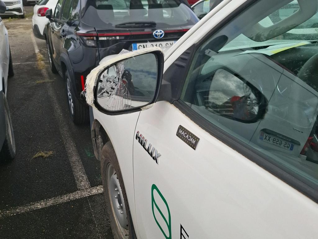 TOYOTA  2021