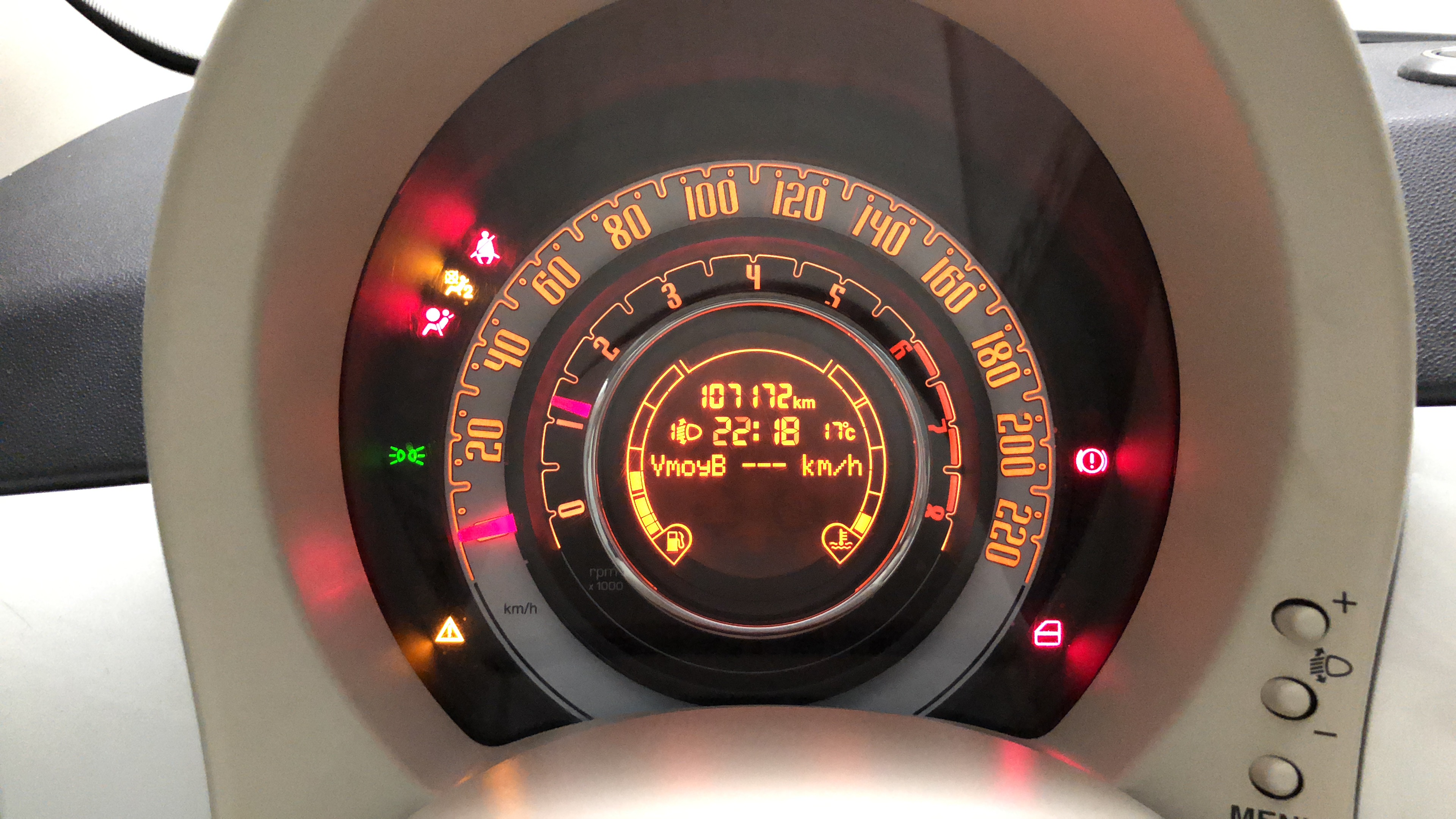 FIAT  2011