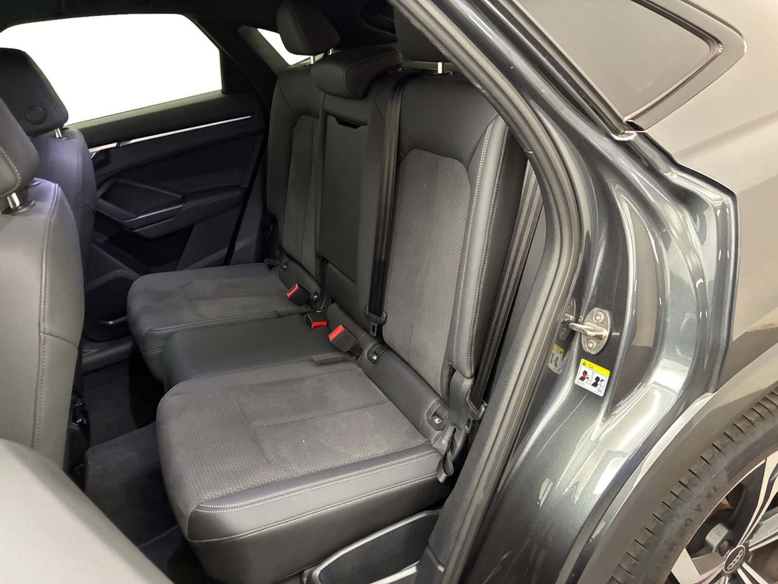 AUDI Q3 2023