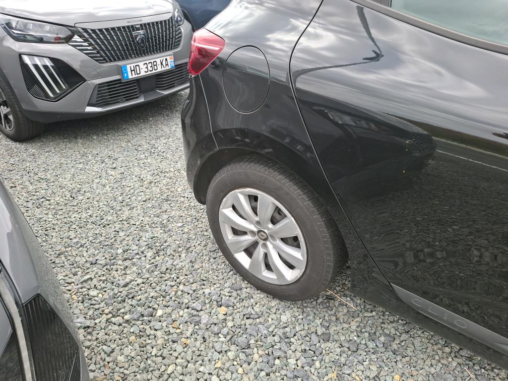 RENAULT RENAULT CLIO SOCIETE BLUE DCI 85 AIR NAV 2021