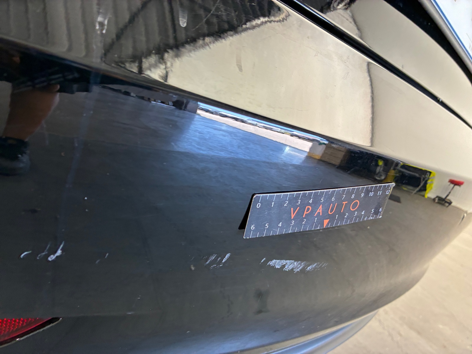 TESLA  2023