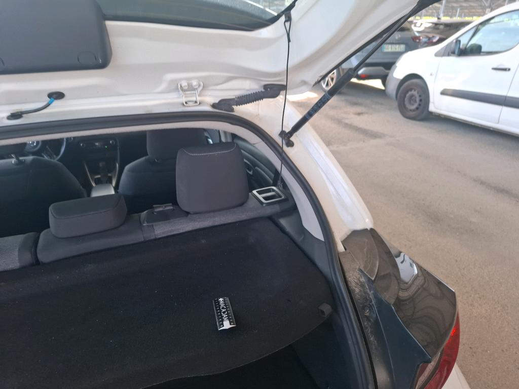 TOYOTA  2022
