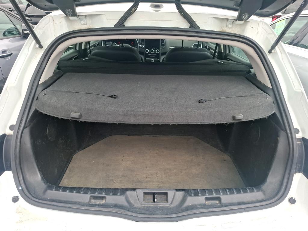 RENAULT RENAULT MEGANE SOCIETE IV BLUE DCI 115 - 21N AIR NAV 2P 2022