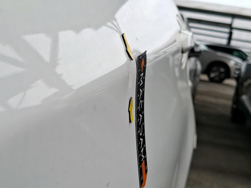 TOYOTA  2019