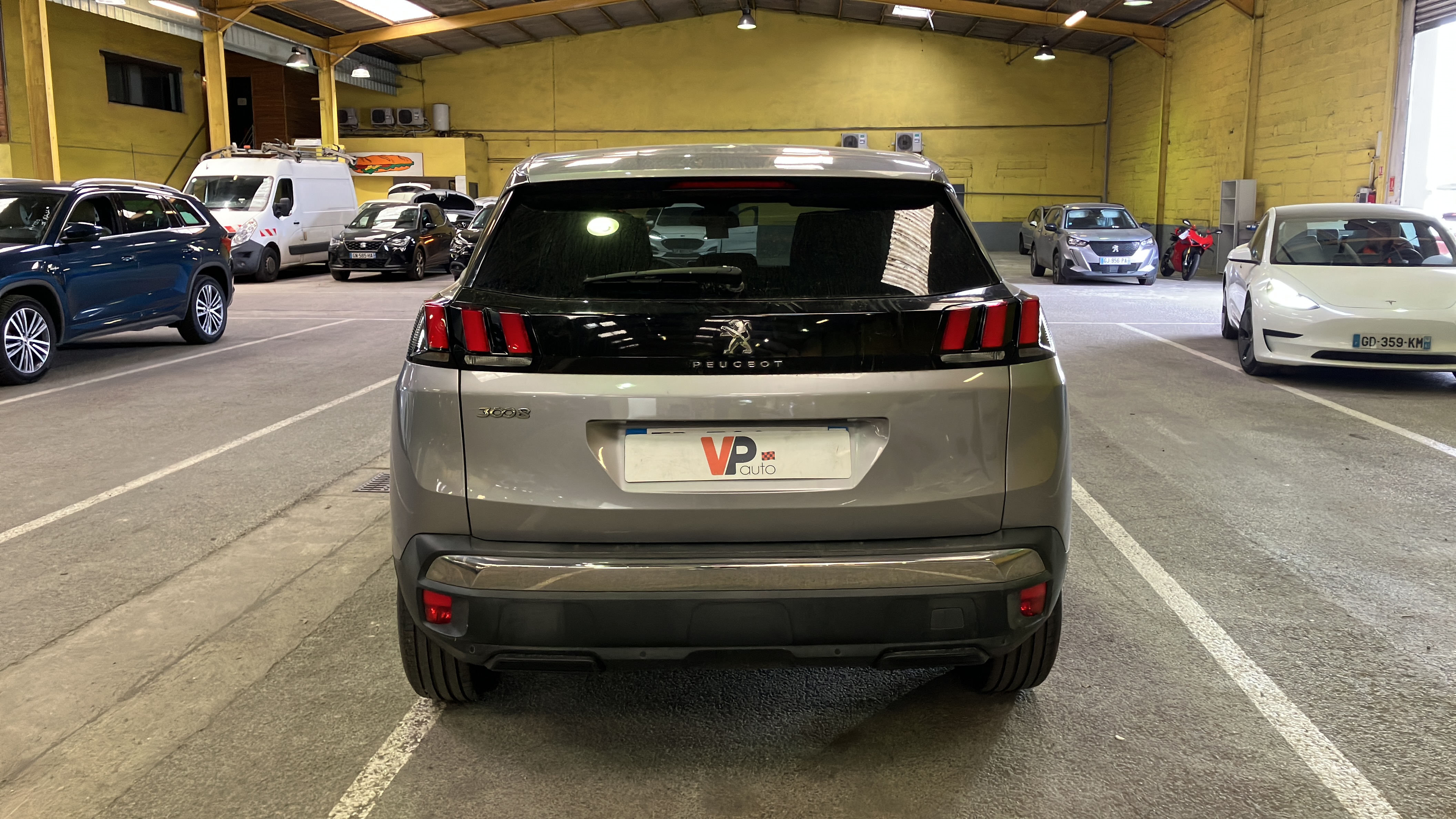 PEUGEOT  2018
