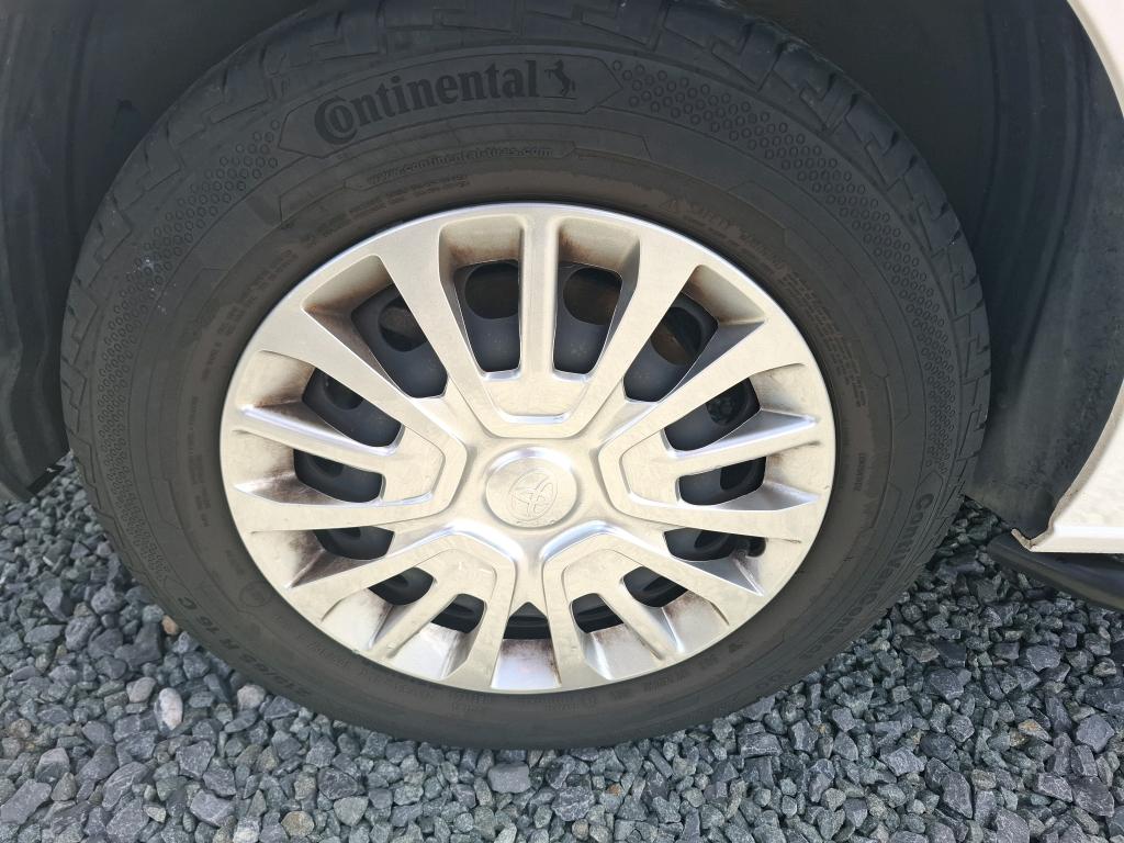TOYOTA  2022