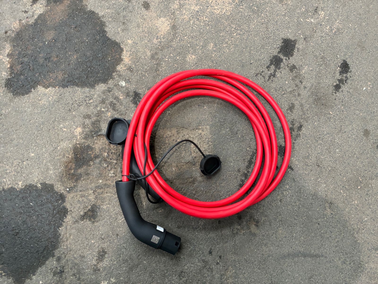 PEUGEOT 2008 Electrique 136 ch Allure 2025